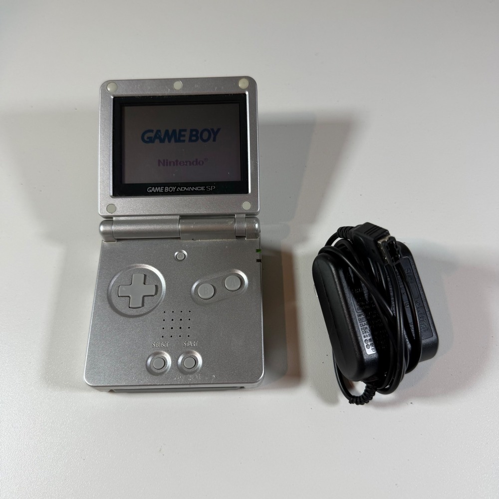 Nintendo Game Boy Advance SP AGS-001 Platinum Silver Good Condition Front-Lit